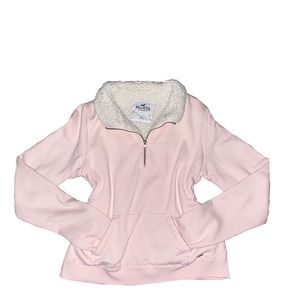 Hollister baby pink wool pullover